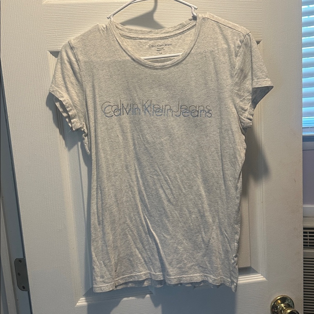 Calvin Klein light gray soft T-shirt size small
